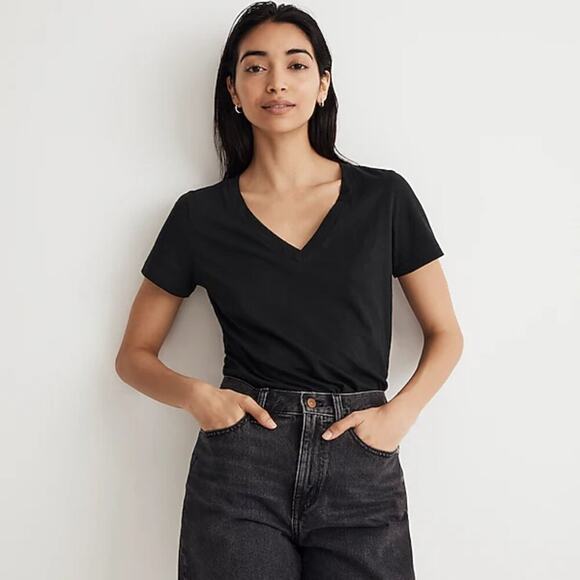 Madewell Whisper Cotton V-Neck Tee in True Black Size‎ XS NWT - Picture 1 of 10